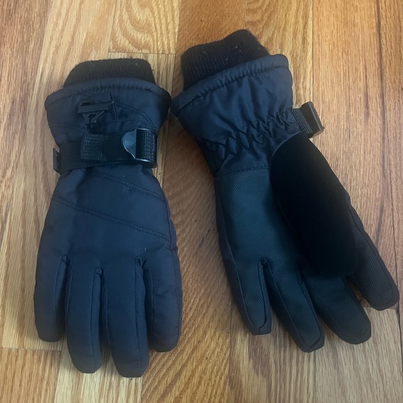 all in motion Other - Boys' Black Winter Gloves